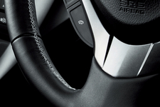 新型アコード 20TL・インターナビパッケージ 本革巻ステアリングホイール