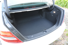 メルセデス・ベンツ C250