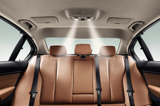 BMW NEW 3シリーズ セダン ロングホイールベースバージョン リア専用エアコン