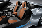 「BMW i8 コンセプト スパイダー」シート周り