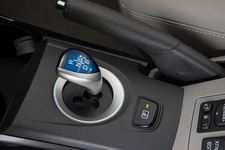 トヨタ RAV4 EV シフト