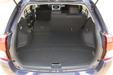 トヨタ 新型カローラフィールダー