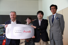 サッカー日本代表を応援! 限定111台の「A1 SAMURAI BLUE LIMITED EDITION」を発売