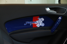 サッカー日本代表を応援! 限定111台の「A1 SAMURAI BLUE LIMITED EDITION」を発売