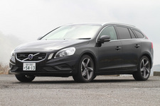 ボルボ V60 T4R-DESIGN