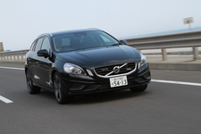 ボルボ V60 T4R-DESIGN