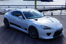 86(ハチロク)にツインチャージャーを搭載した「GRMN SPORTS FR Concept」