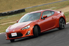 TOYOTA 86