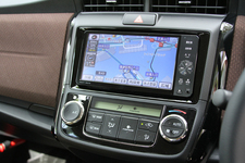 新型 カローラアクシ 1.3X ''G EDITION''