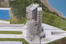 種子島宇宙センター 大型ロケット発射場施設設備のミニチュア模型「大型ロケット発射塔」「第1射点」