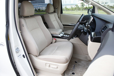 トヨタ アルファードハイブリッド