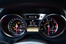 メルセデス・ベンツ 新型SL63 AMG