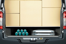 日産 NV350 キャラバン