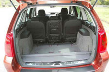 ラゲッジスペース