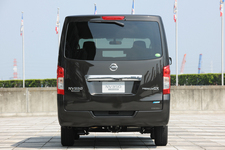 日産 NV350 キャラバン　バン プレミアムGX　ロングボディ 標準ルーフ(2WD)　リア・テールゲート周り