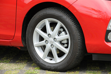 トヨタ アクア アルミホイール