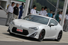 「トヨタ 86 サーキット試乗会」[2012/06/24：袖ヶ浦フォレストレースウェイ]　TRDからコンプリートモデルも特別参加した