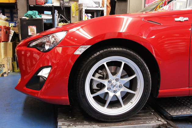 トヨタ86 カスタマイズ大作戦 その1 With Tom S 2 2 Tom Sコラボ 86 おすすめカスタマイズ Mota