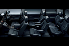 エリシオン プレステージ S インテリア （ブラック） オプション装着車