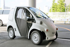 超小型電気自動車 トヨタ車体「COMS(コムス)」発表会　コムス B･COM「デリバリー」[オプションのキャンバスドア装着車]