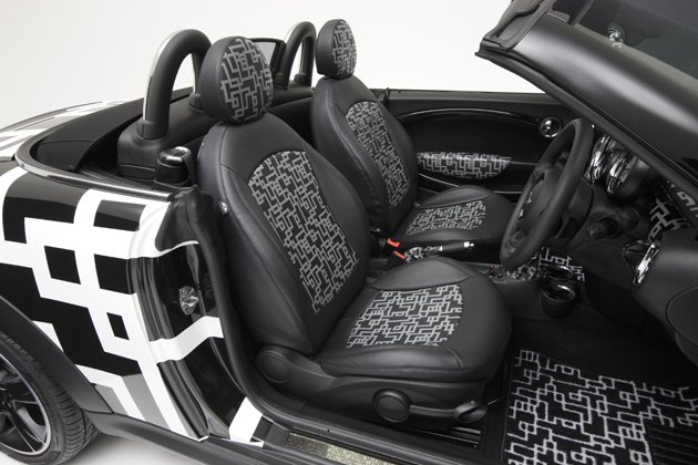 BMW Group Studioにて、布袋寅泰氏とのコラボレーションモデル