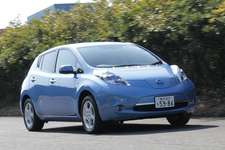 日産リーフ