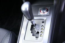 スバル 新型エクシーガ(EXIGA 2012年モデル)シフトノブ