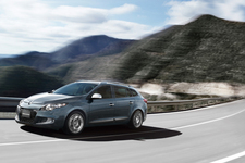 メガーヌ エステートGT