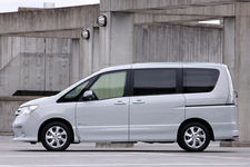 日産 新型セレナ Sハイブリッド（スマートシンプルハイブリッド）