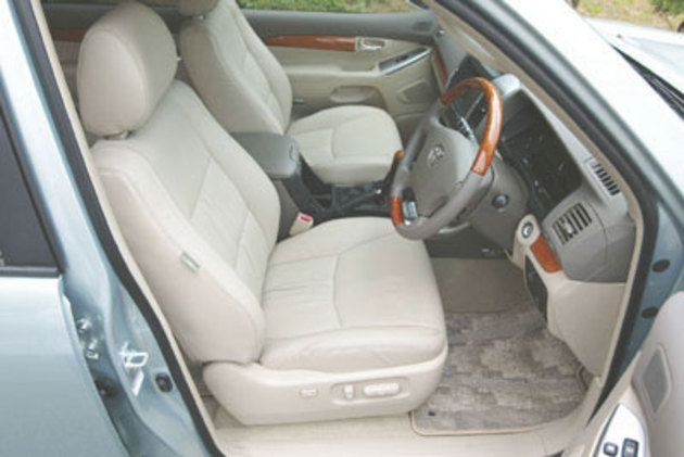 フロントシート