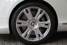 ベントレー コンチネンタル GT V8