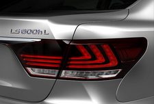 レクサス 新型LS