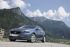 VOLVO　V40　T4