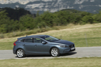 VOLVO　V40　T4