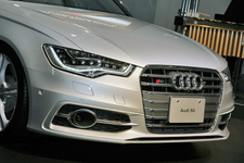Audi new S6　フロントマスク周り