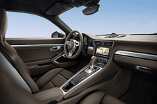 Porsche 911 Carrera 4S interior
