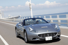 Ferrari California 30(フェラーリ カリフォルニア 30 )試乗レポート／石川真禧照