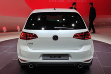 フォルクスワーゲン 新型ゴルフGTI