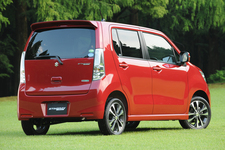 新型ワゴンRスティングレー(スズキ)