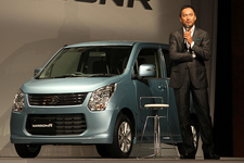 渡辺謙さんと新型ワゴンR