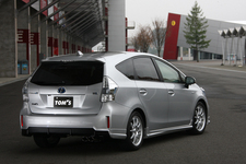 [TOM'S PRIUS α]