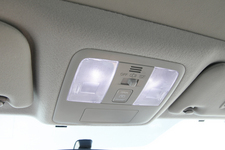 [TOM'S PRIUS α]LEDルームランプ[純正電球交換タイプLED]