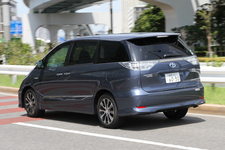 トヨタ エスティマハイブリッド（2012年マイナーチェンジモデル）走行試乗イメージ2