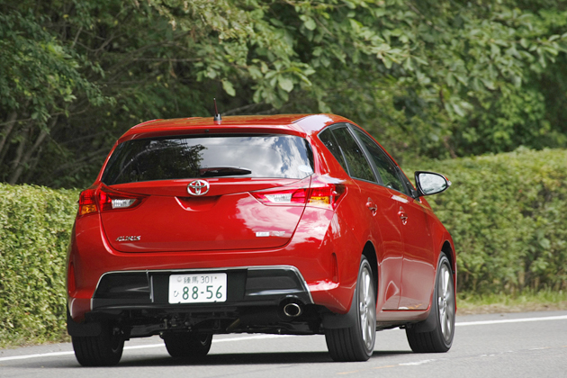 トヨタ 新型 オーリス RS "S パッケージ"