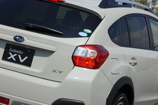 スバル 新型インプレッサXV [2.0i-L/AWD/CVT]（スバル XV） テールライトアップ