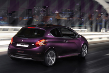 PEUGEOT 208 XY