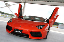 ランボルギーニ・アヴェンタドール LP700-4