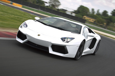 ランボルギーニ・アヴェンタドール LP700-4