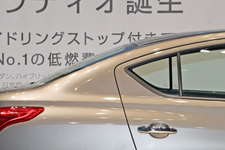 日産 新型 ラティオ　リアクオーターピラー[日産 新型「ラティオ」発表披露会]