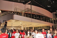 日産グローバルギャラリーに、世界最速の男 ウサイン・ボルト選手襲来！！